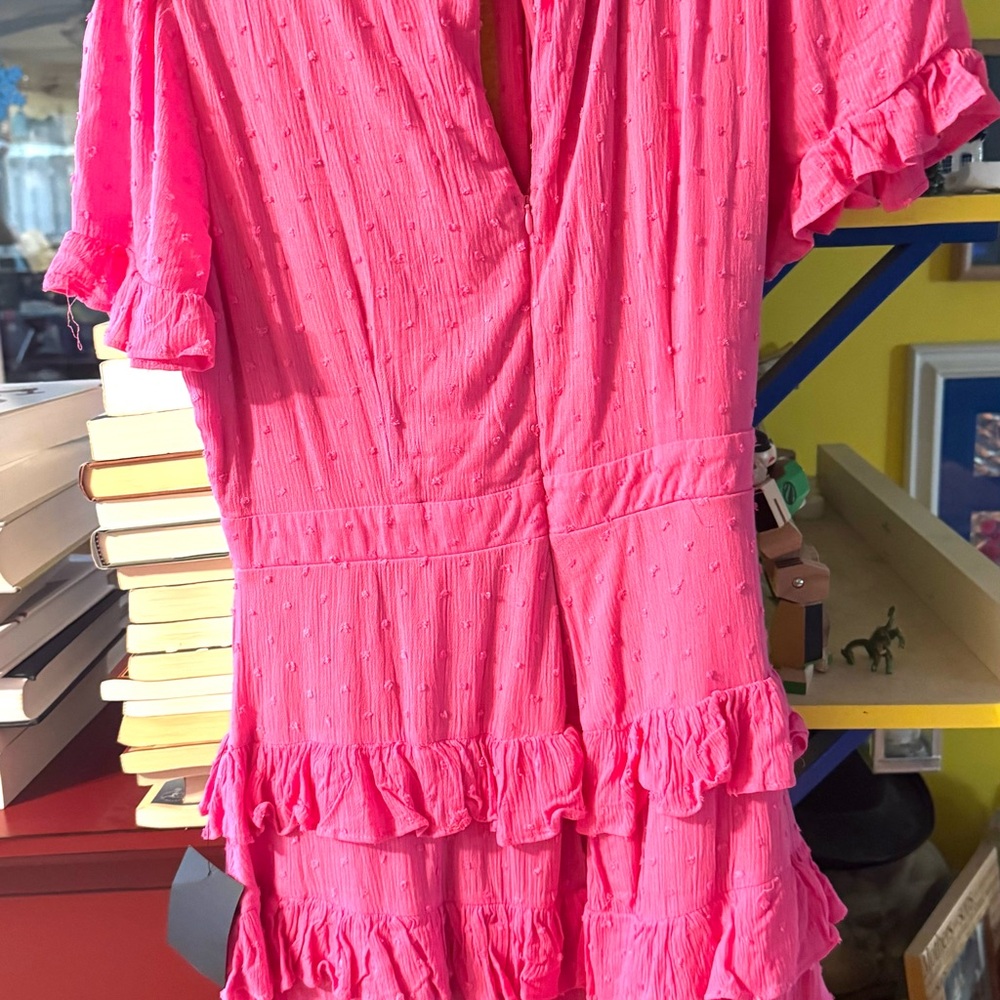 NWOT: Lulu’s Pink Ruffled Dress, PERFECT for Easter 💗💗. SO FUN! REDUCED price!!
